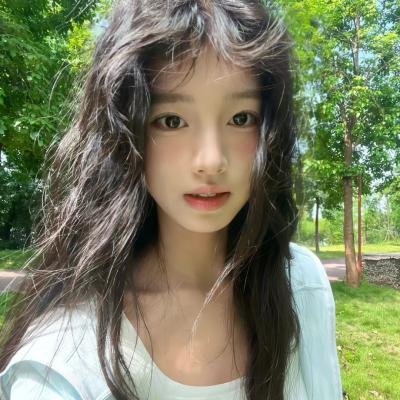 美丽人生2023 海报